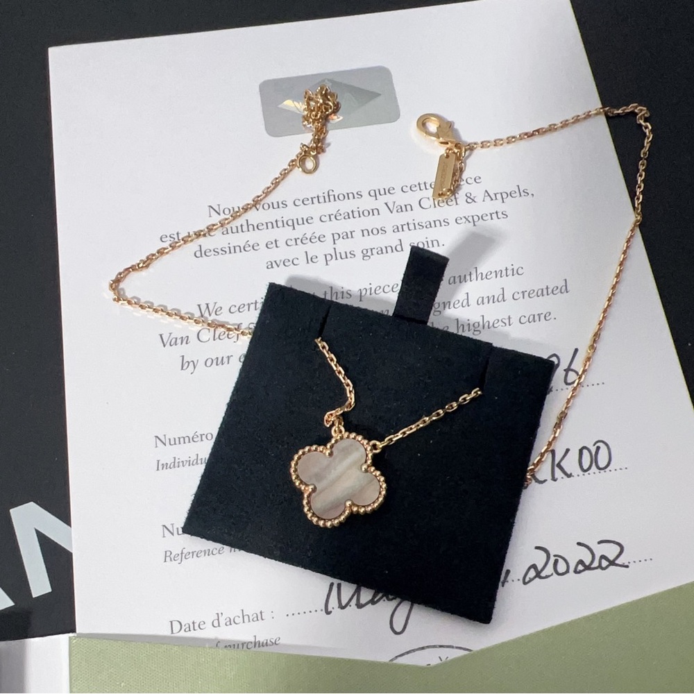 VAN CLEEF & ARPELS GREY MOP Mother-Of-Pearl Alhambra Necklace 2022